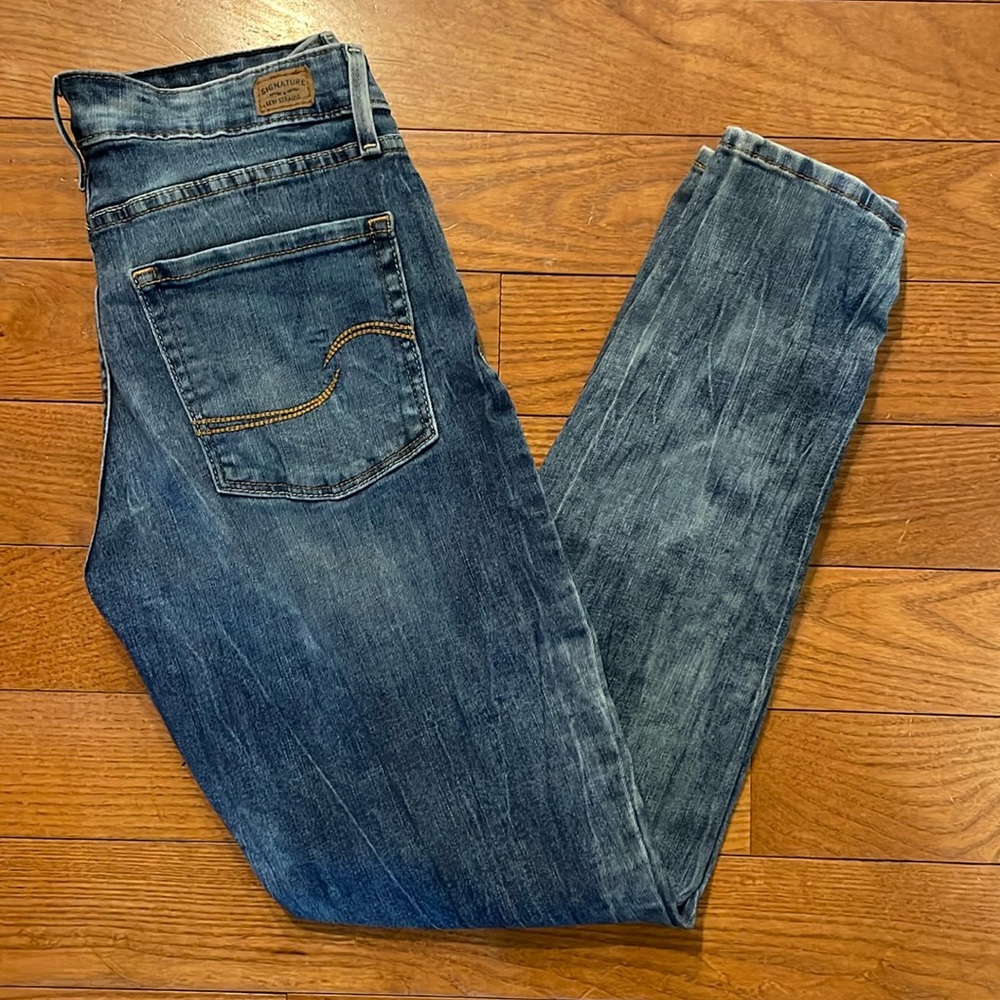 Women's Levi Skinny Jeans